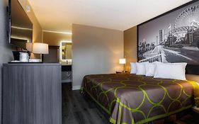 Super 8 By Wyndham Rockford South